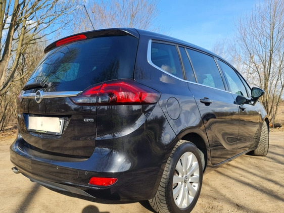 Opel Zafira cena 55999 przebieg: 114500, rok produkcji 2016 z Józefów małe 742